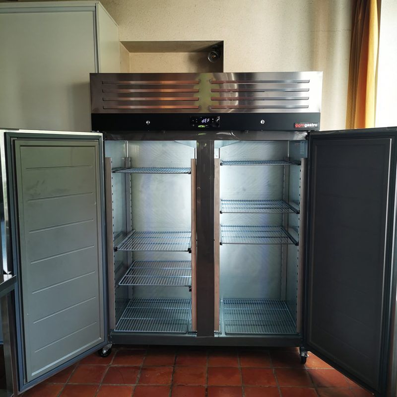 Armoire réfrigérée professionnelle à deux portes